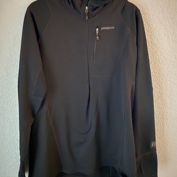 Patagonia Men's Black Performance Jacket - Picture 1 of 4